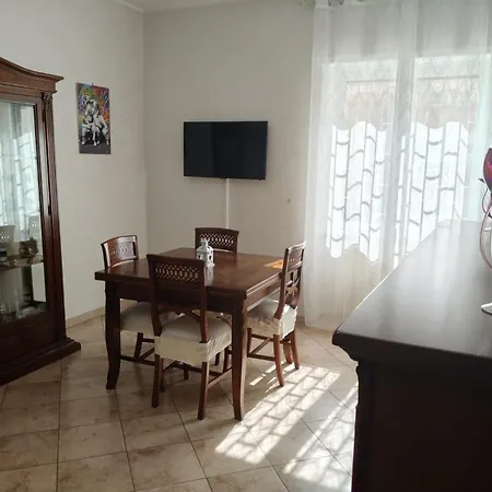 House For * Roma