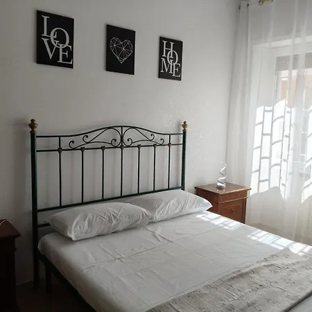 Apartamento House For
